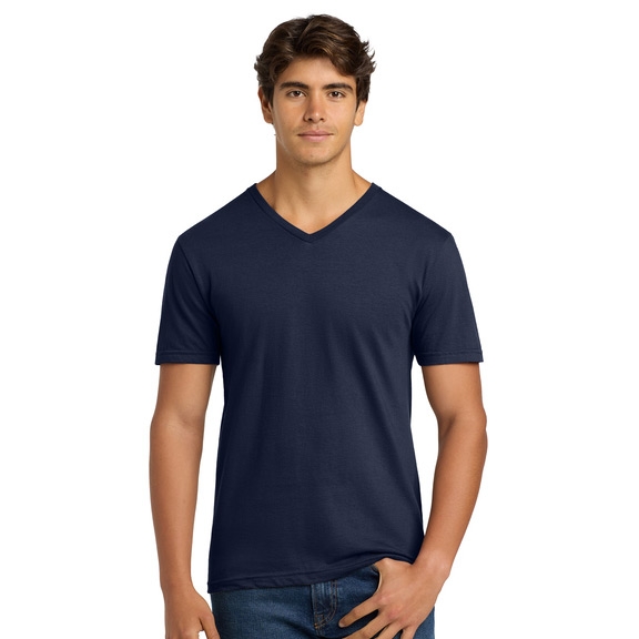 Gildan Softstyle V-Neck T-Shirt (64V00)